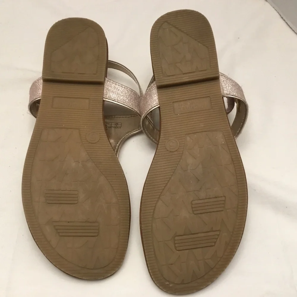 Authentic Michael Kors sandals Size 5